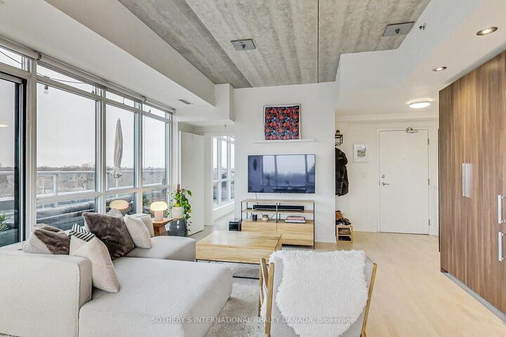 Property Photo:  51 Lady Bank Road 602  ON M8Z 0C9 
