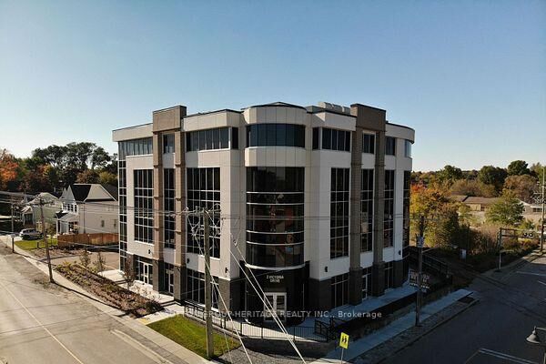 Property Photo:  2 Victoria Drive 302  ON L9P 1G8 