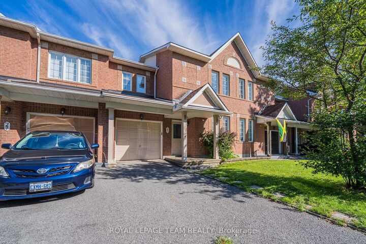 Property Photo:  25 Oldfield Street  ON K2G 6S8 