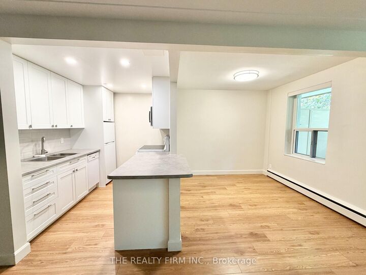 Property Photo:  55 Beechwood Place 214  ON N6C 1H7 