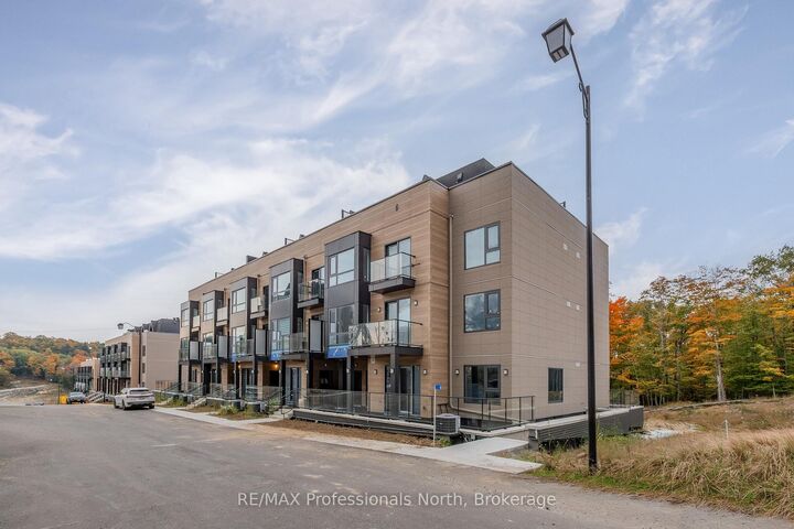 Property Photo:  6 Suncrest Lane 103  ON P1H 0K3 