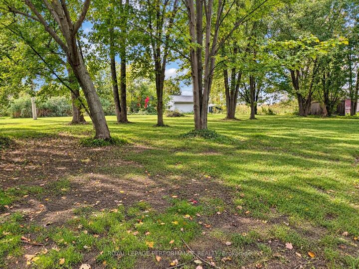 Property Photo:  6208 165E Avenue  ON K0C 1E0 