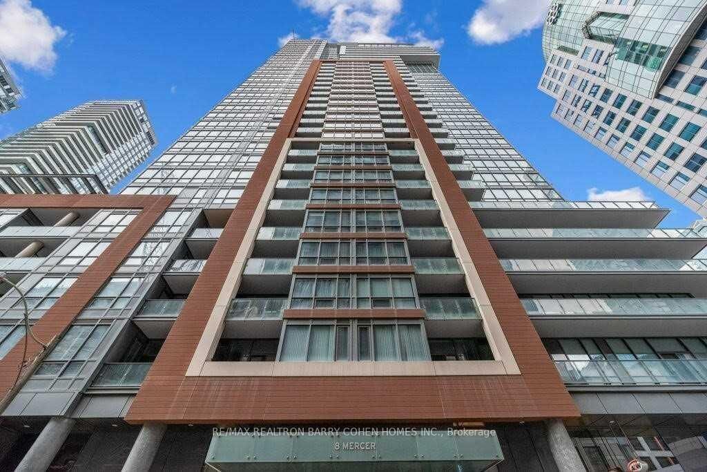 Property Photo:  8 Mercer Street 2208  ON M5V 0C4 