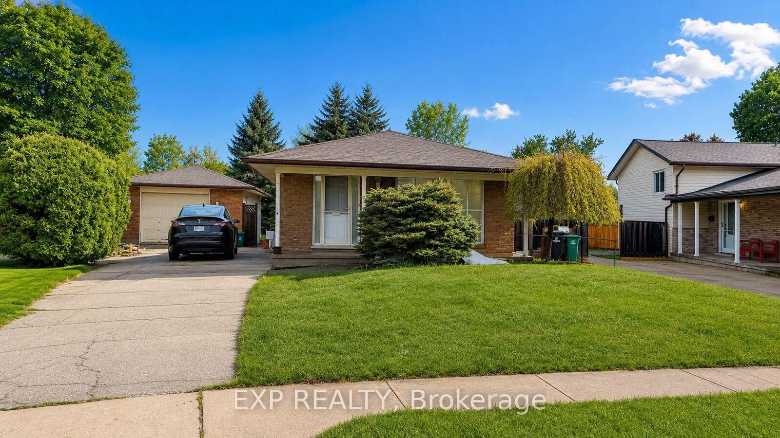 Property Photo:  76 Appalachian Crescent  ON N2E 1A4 