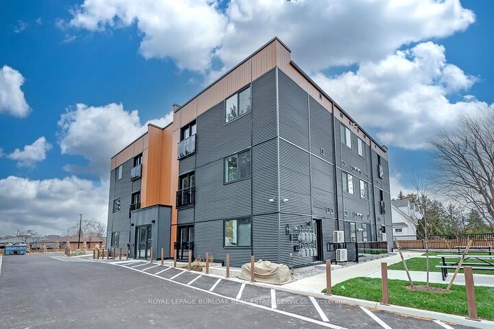 Photo de la propriété:  259 King Street E 2A  ON L9G 1L9 