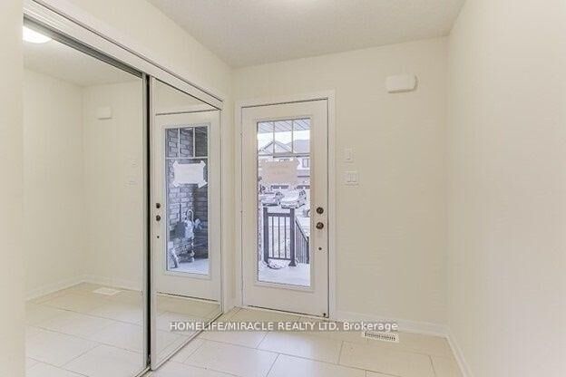 Property Photo:  35 Sherway Street  ON L8J 0J4 