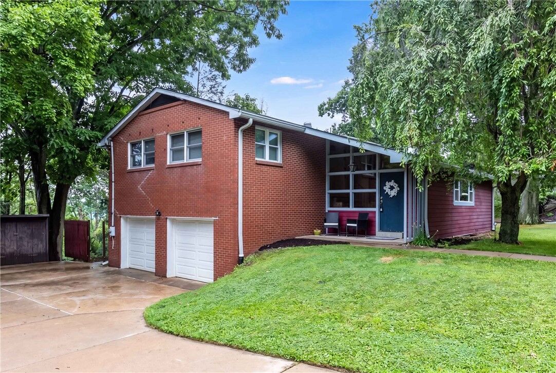 Property Photo: 9 Highland PA 15202