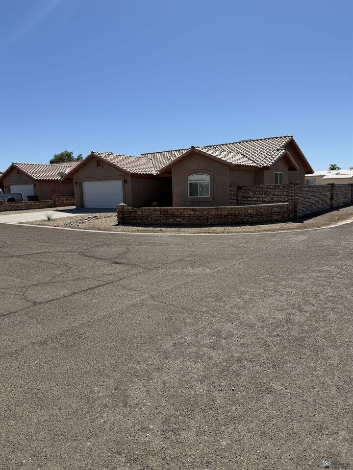 Property Photo: 12327 E 35 Pl AZ 85367