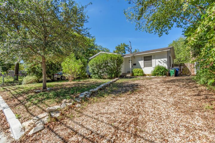 Property Photo:  5408 Joe Sayers Avenue  TX 78756 