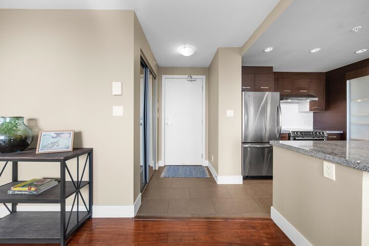 Property Photo: 2959 Glen Drive 805 BC V3B 0B8