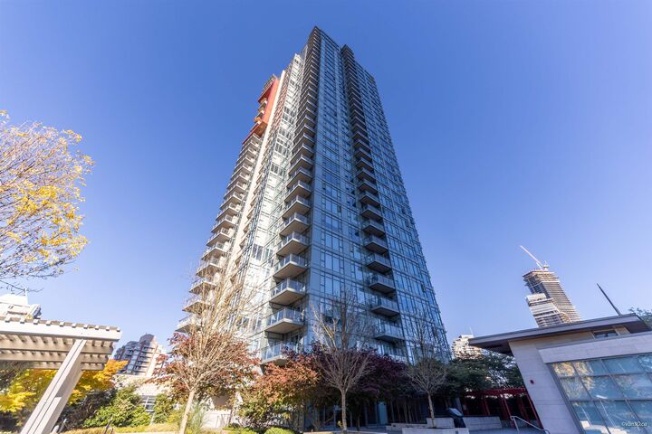 Property Photo:  4688 Kingsway 3606  BC V5H 0E9 
