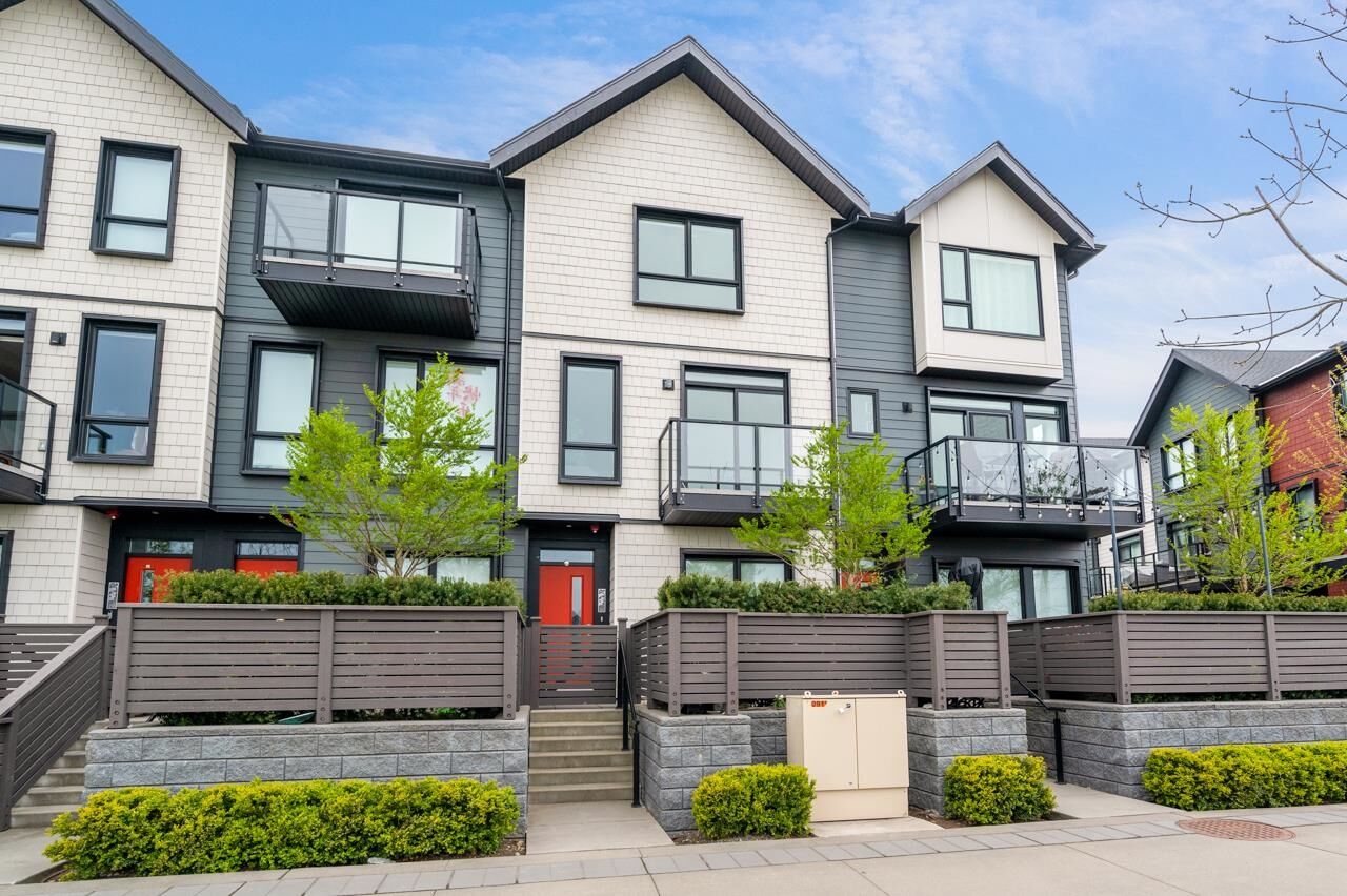 Property Photo:  4738 Hemlock Way 131  BC V4M 0E3 