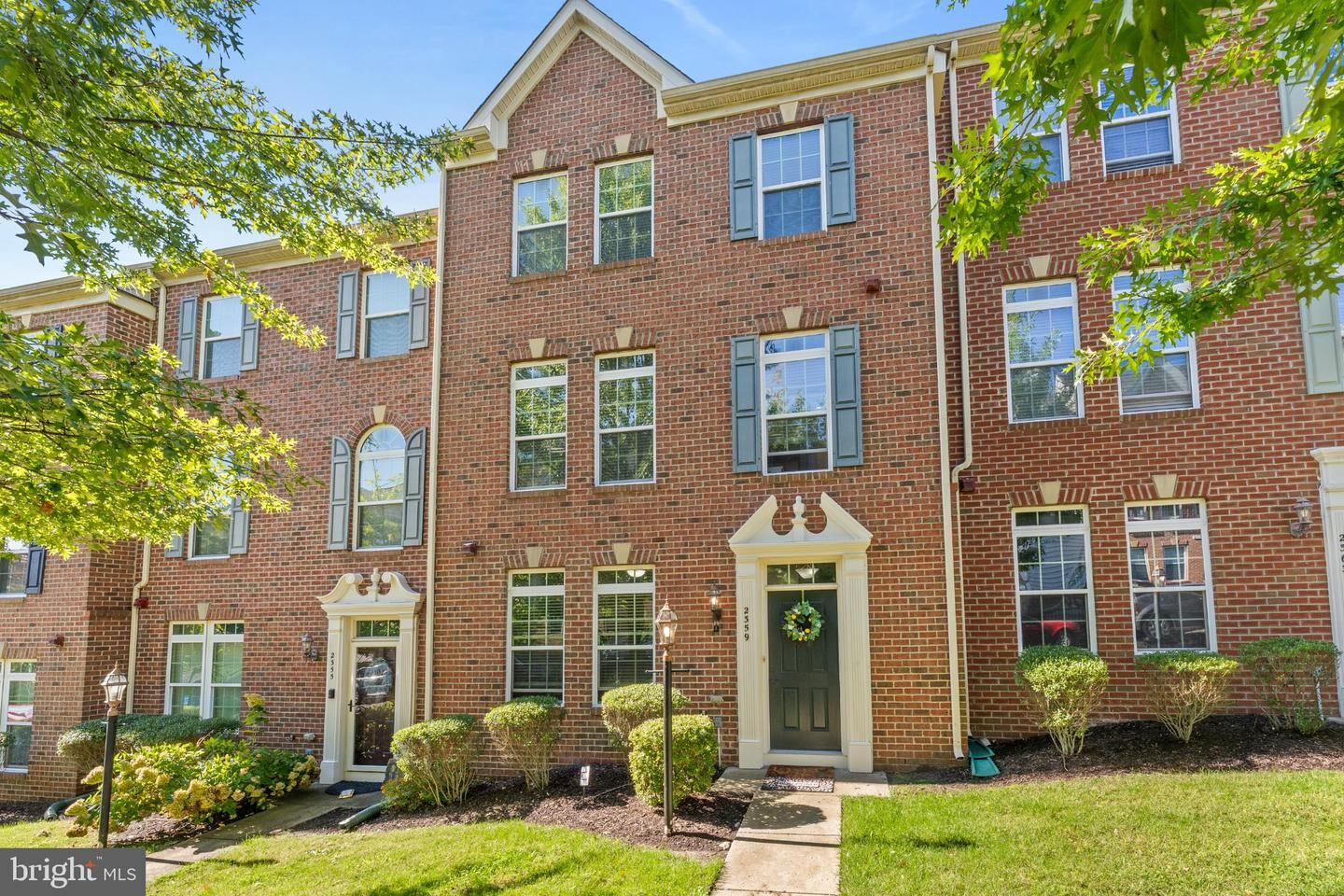 Property Photo:  2359 Merseyside Drive  VA 22191 