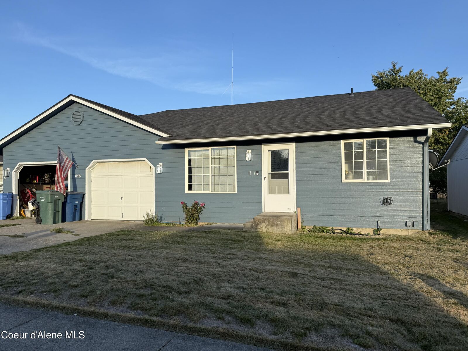 Property Photo:  816 N Terran Ct  ID 83854 