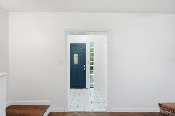 Property Photo:  2710 Carroll Avenue  OH 45248 