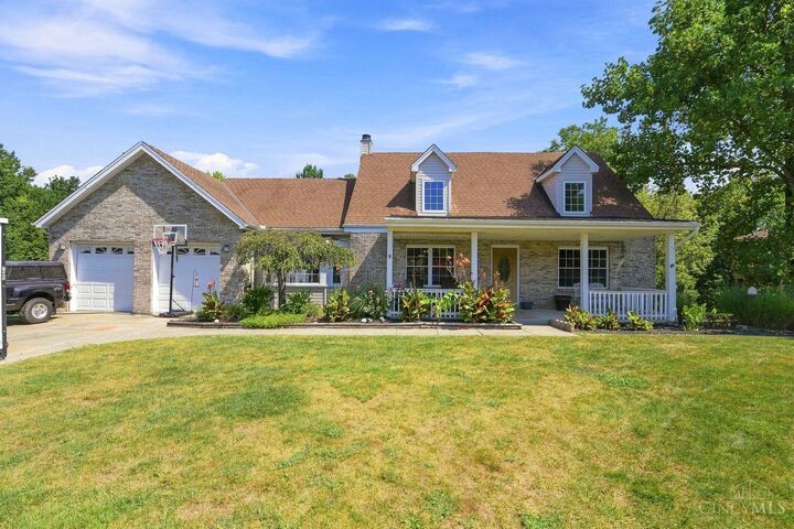Property Photo:  7870 Surreywood Drive  OH 45052 