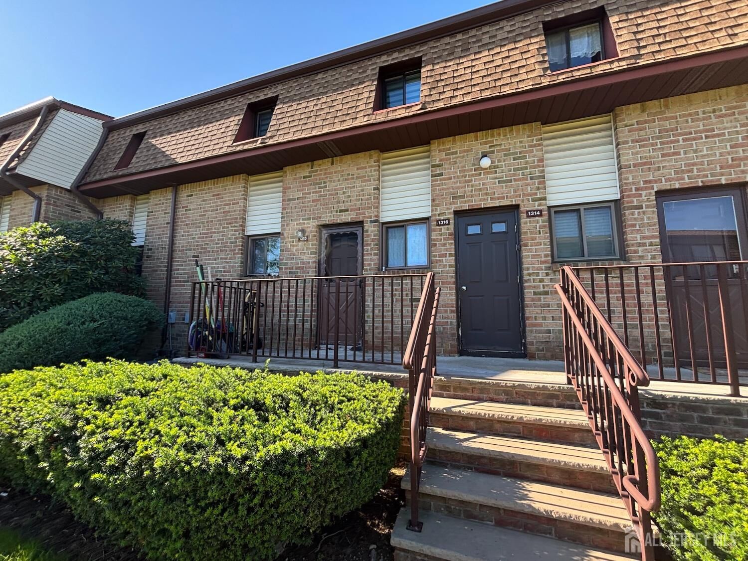 Property Photo:  1315 N Oaks Boulevard  NJ 08902 