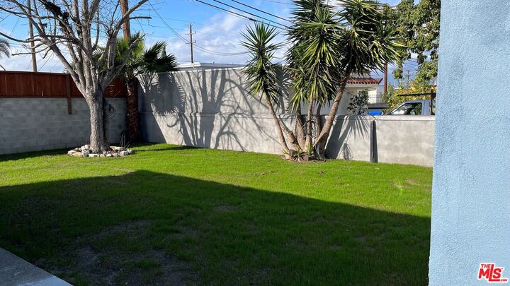 Property Photo:  9237 S Hobart Blvd  CA 90047 