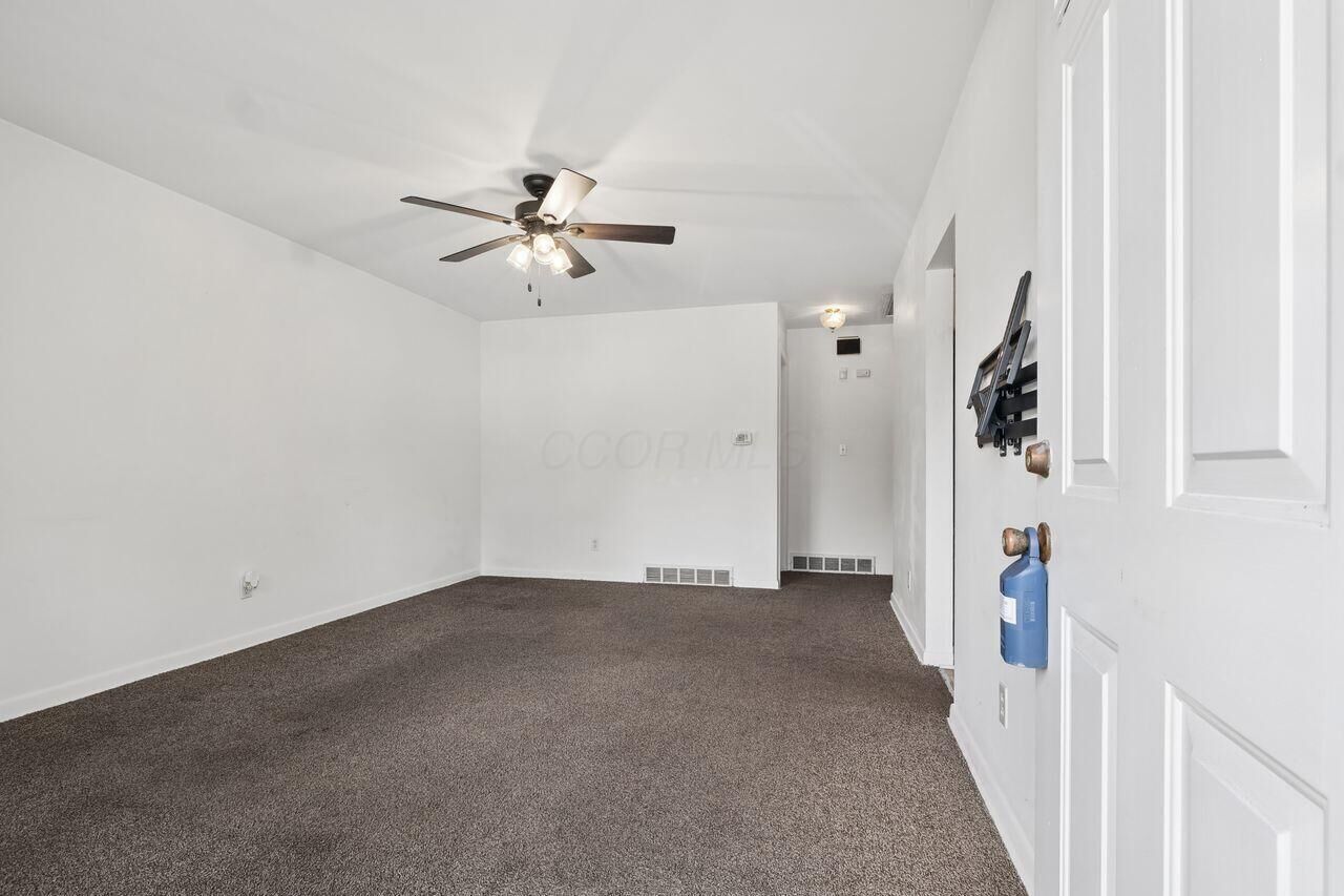 Property Photo:  4179 Glenmawr Avenue  OH 43224 