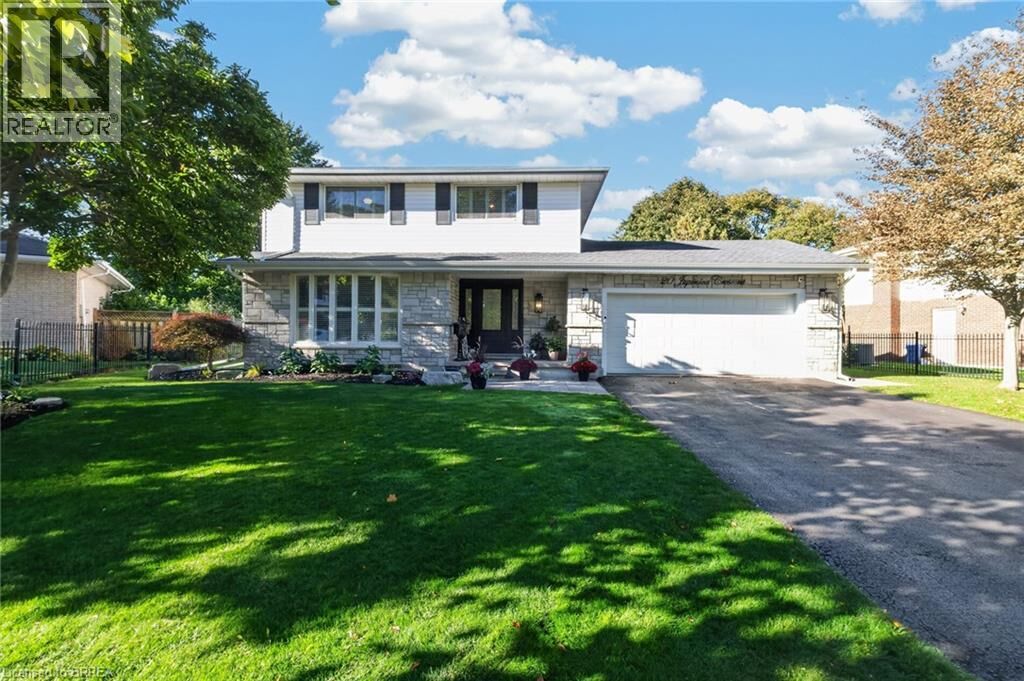 Property Photo: 20 Japonica Crescent ON N3R 1N6