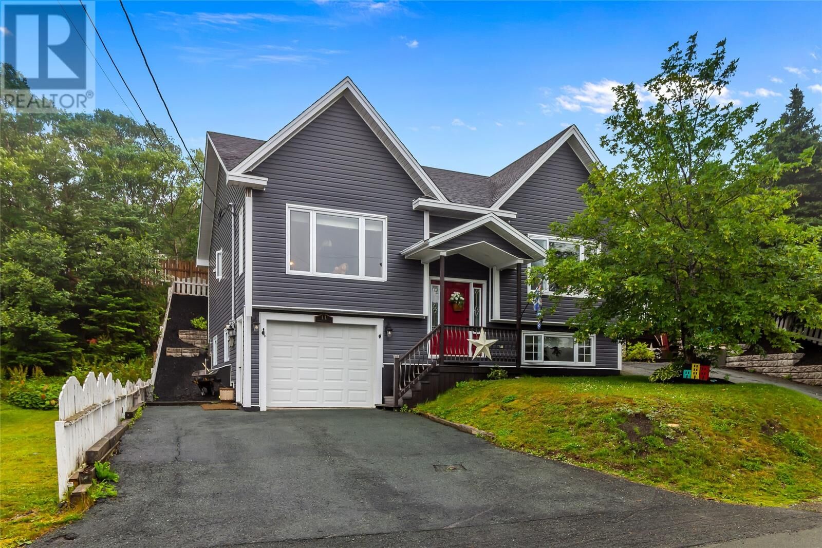 Property Photo:  11 Whelans Crescent  NL A1L 3S6 