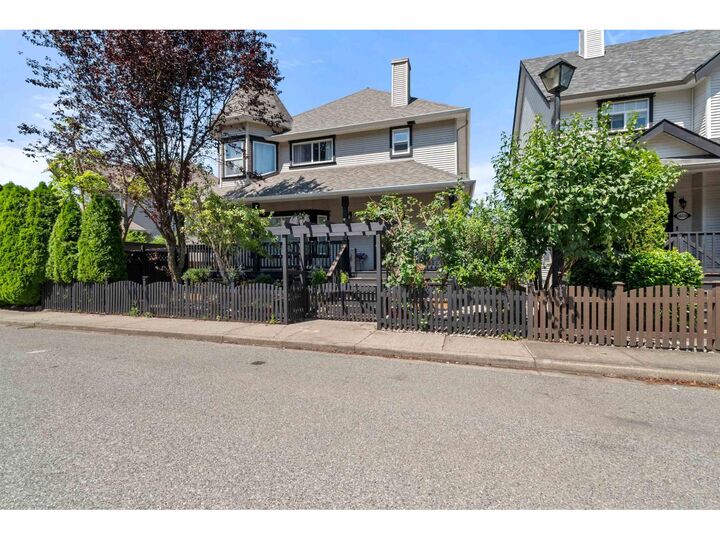 Property Photo:  46415 Bedford Parkway  BC V2R 5N4 