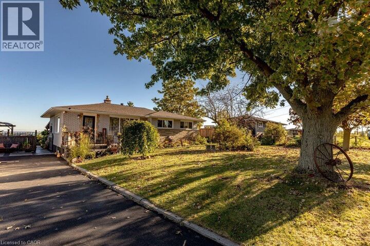 Property Photo:  919 Ridge Road East  ON L8J 2Y4 