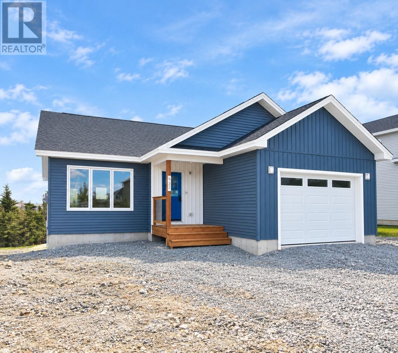 Property Photo:  93 Trenton Drive  NL A1L 4B7 