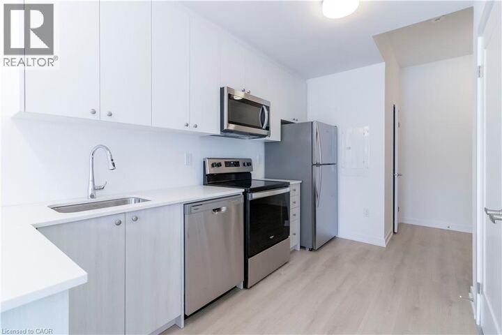 Property Photo:  40 Palace Street L3  ON N2E 0L2 