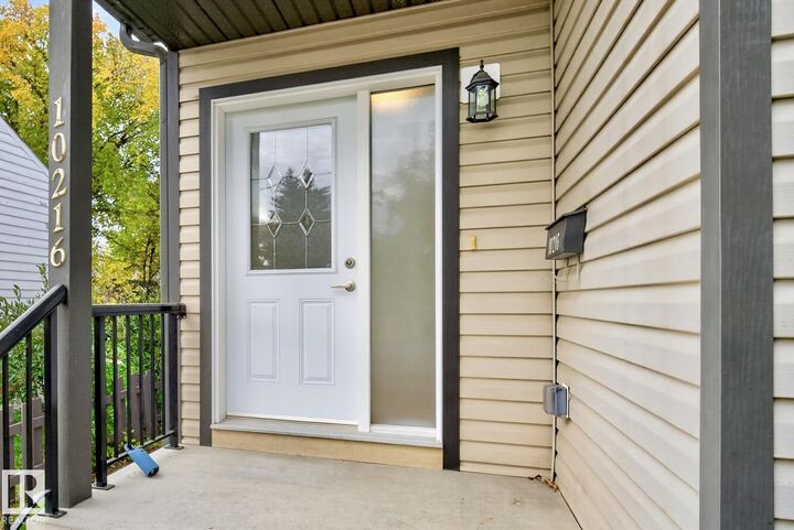 Property Photo:  10216 150 Street NW  AB T5P 1P3 