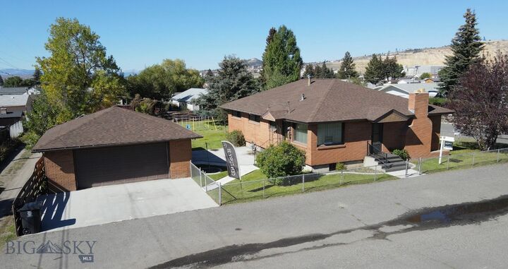 Property Photo: 2526 Locust Street MT 59701