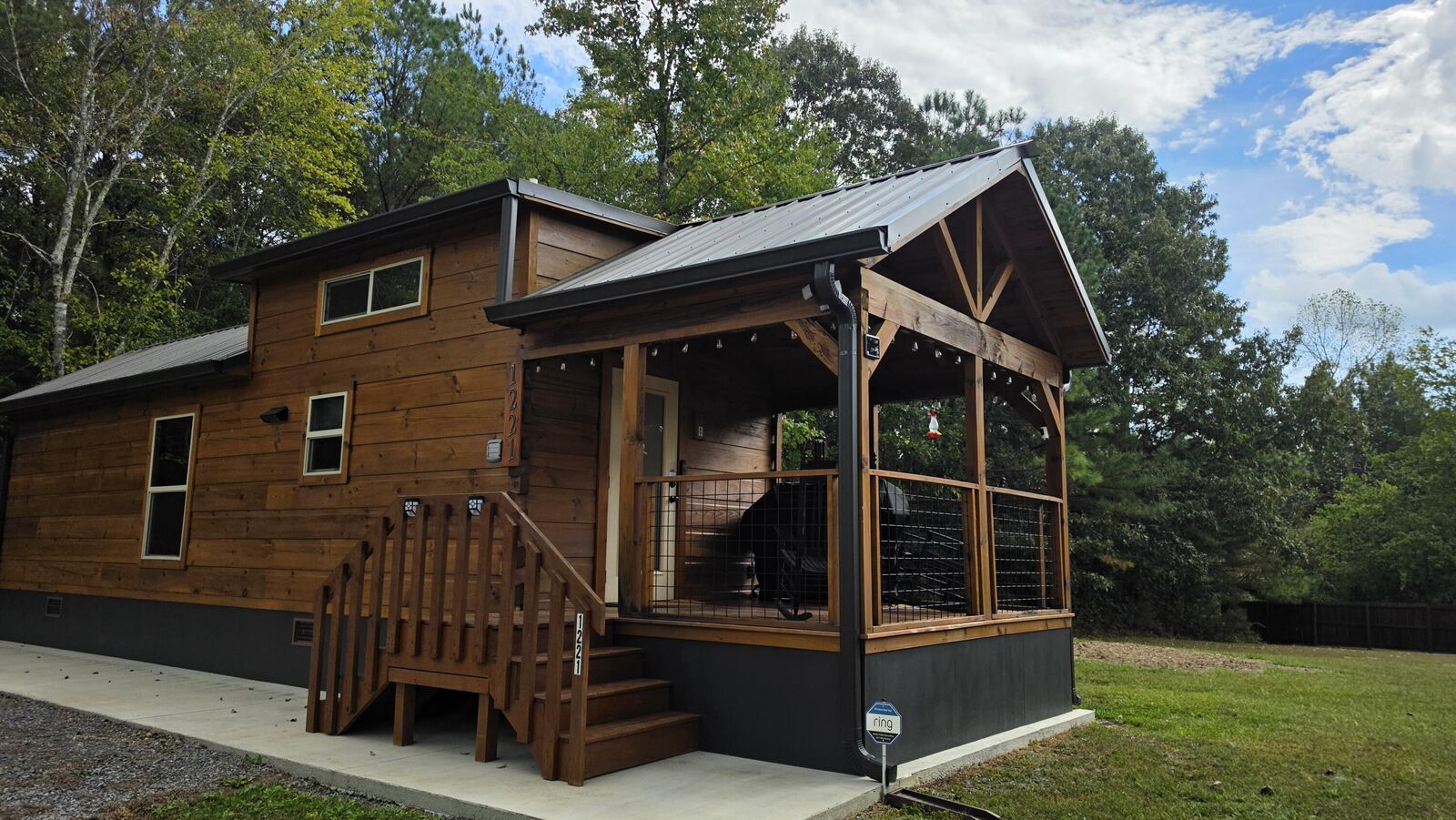 Property Photo:  1221 County Road 641  AL 35984 