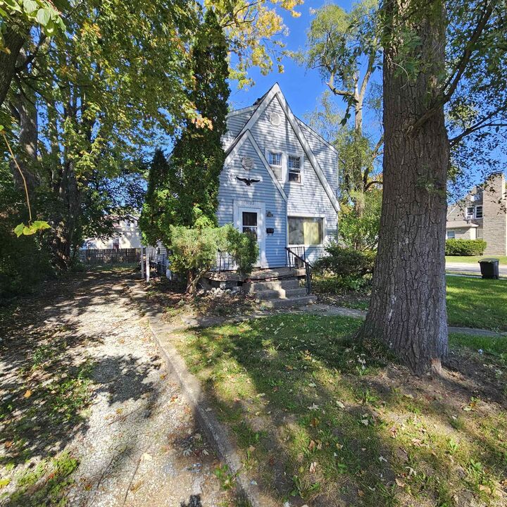 Property Photo:  3102 McArthur Drive  IN 46809 