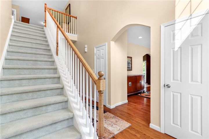Property Photo:  1235 Monarch Lane  PA 18031 