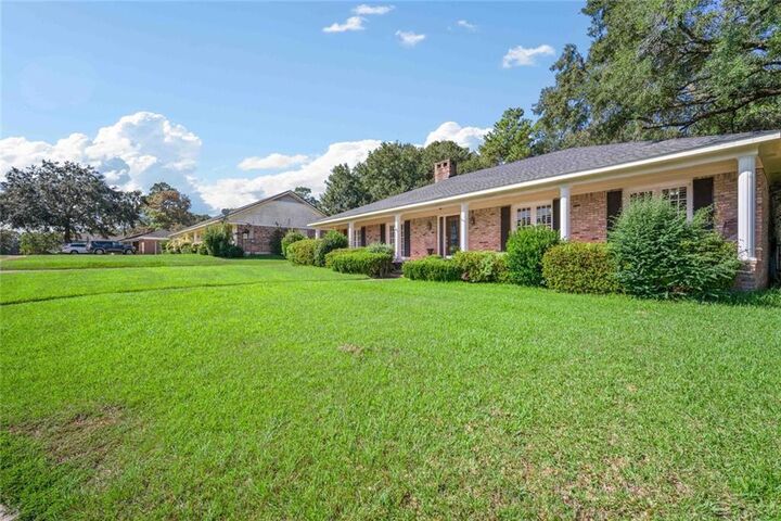 Property Photo: 1908 Pine Bough Court AL 36609