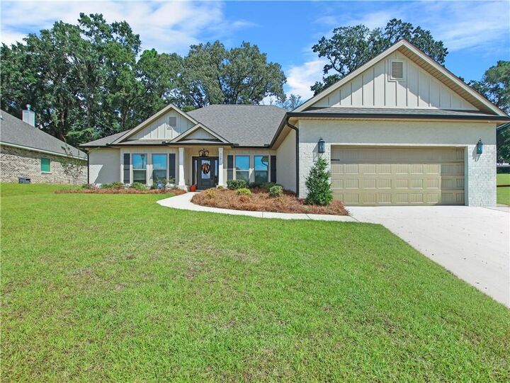 Property Photo:  330 Barndling Street  AL 36532 