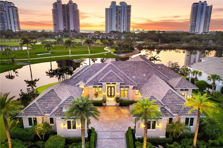 Property Photo:  26081 Woodlyn Drive  FL 34134 