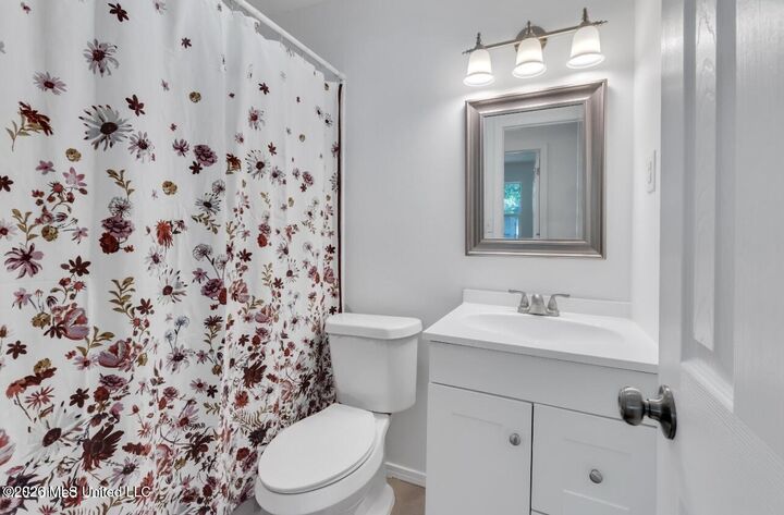 Property Photo:  2211 Tucker Avenue  MS 39567 