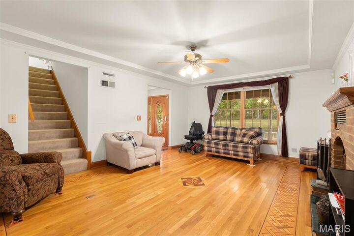 Property Photo: 224 Airport Road MO 63077