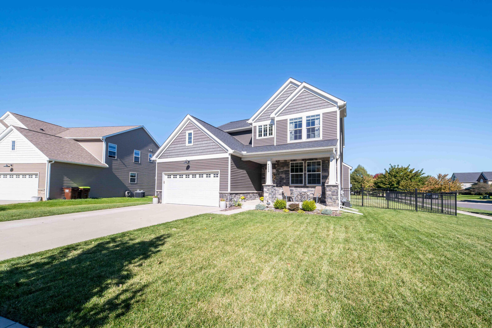 Property Photo: 4263 Rolling Meadow Lane MI 48197