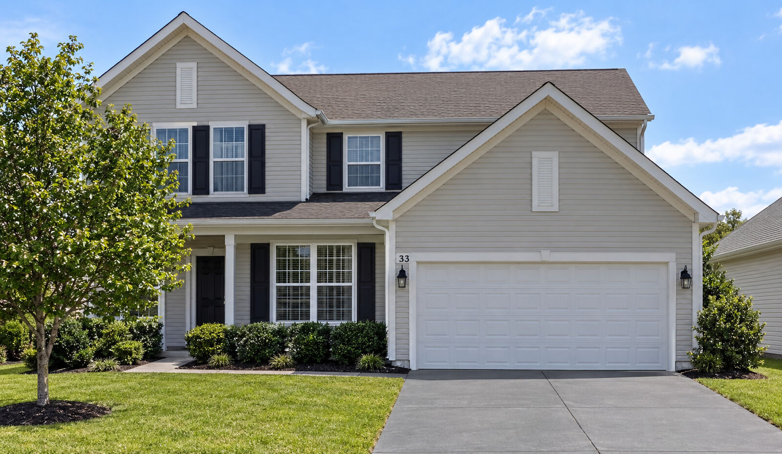 Property Photo:  33 Briarwood Drive  IL 60136 
