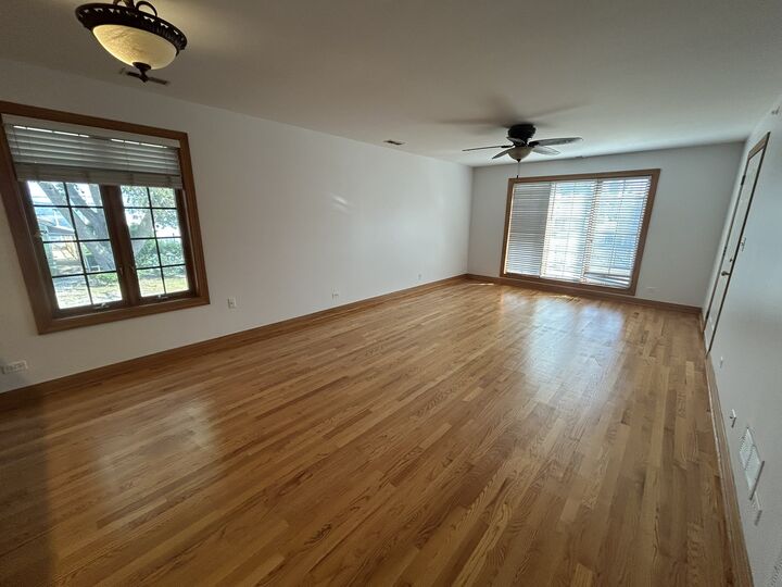 Property Photo:  308 State Street 2  IL 60439 