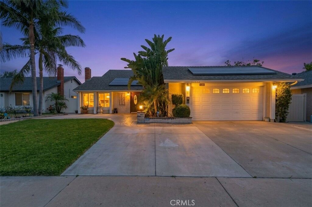 Property Photo:  24462 Redlen  CA 92630 