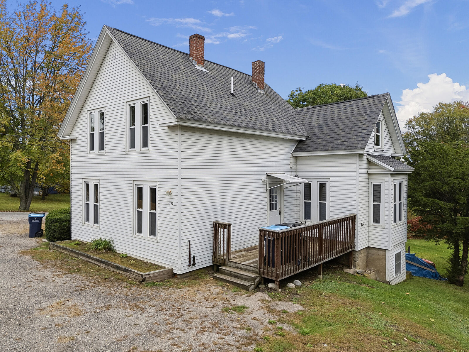 Property Photo:  1335 Turner Street  ME 04210 