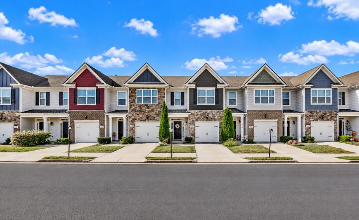 Property Photo: 1053 Enclave Ave TN 37146