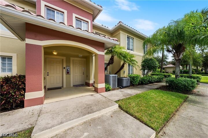 Property Photo:  9419 Ivy Brook Run 1207  FL 33913 