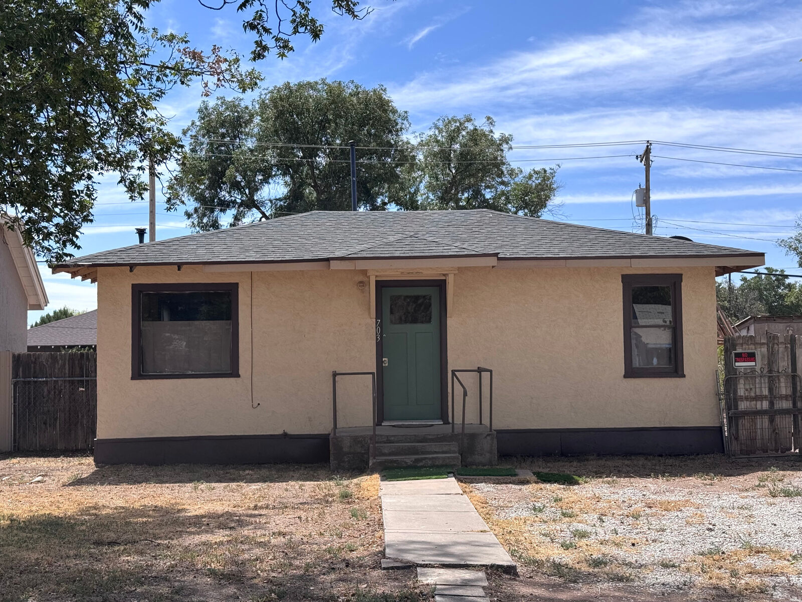 Property Photo:  703 W Washington Avenue W  NM 88210 