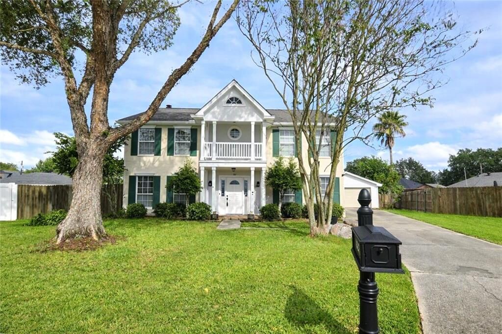 Property Photo:  172 Evangeline Trace  LA 70037 