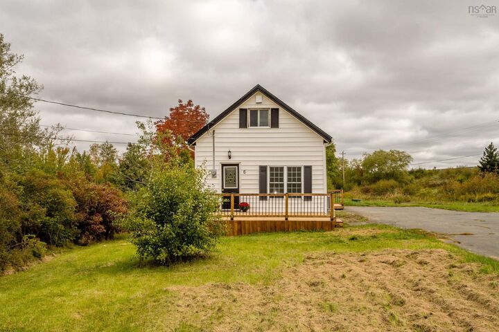 Property Photo:  6 Eye Road  NS B4P 2R1 