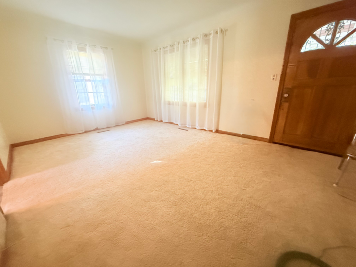 Property Photo: 1679 Nevada Avenue E MN 55106